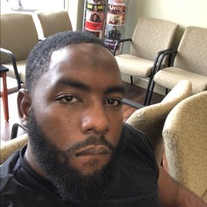 Meet your Posher, Hassom